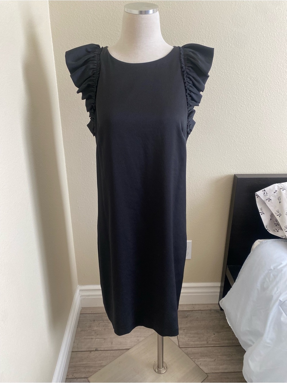 Ann Taylor Black Ruffle Sleeve Shift Dress